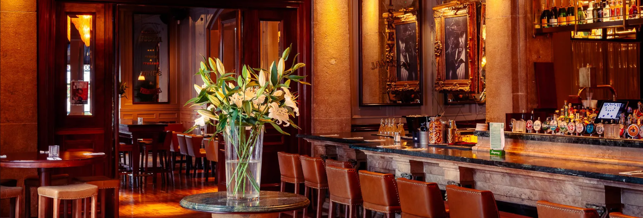 interior of the odeon bar dublin