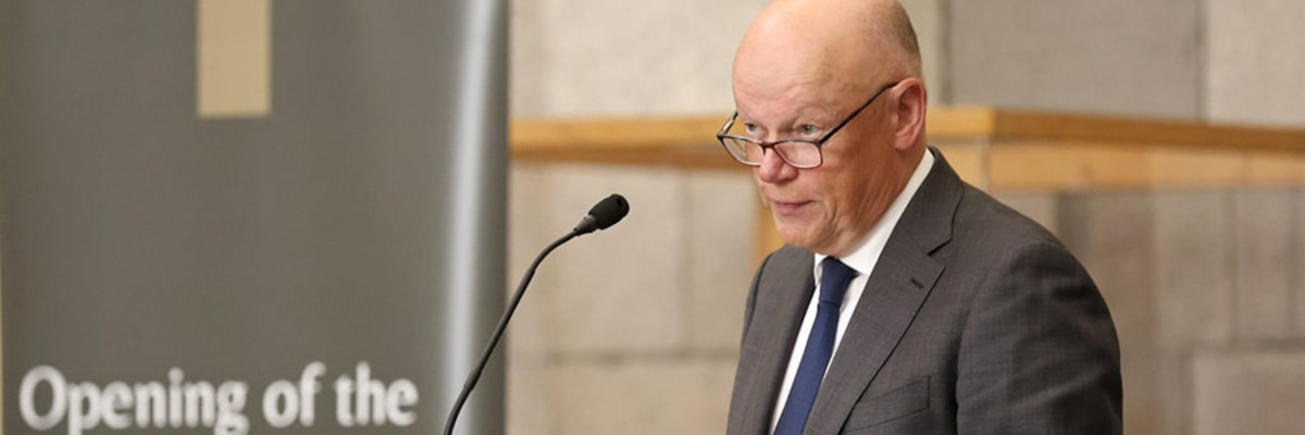 Judge Rory D'Donnell speaking at a Courts Service event