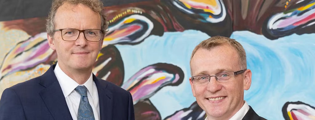 Philip Lee sets up financial-services practice