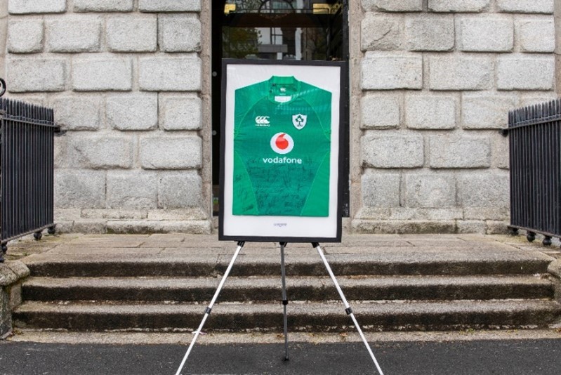 Calcutta Run: Win a Signed Irish Rugby Jersey